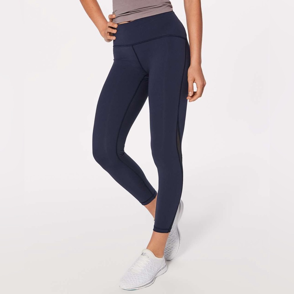Lululemon invigorate high rise legging in midnight navy, like new, sz 0